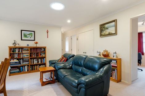 Photo of property in 29 Saint James Drive, Huntington, Hamilton, 3210