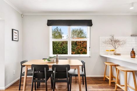 Photo of property in 111 Nottingley Road, Frimley, Hastings, 4120