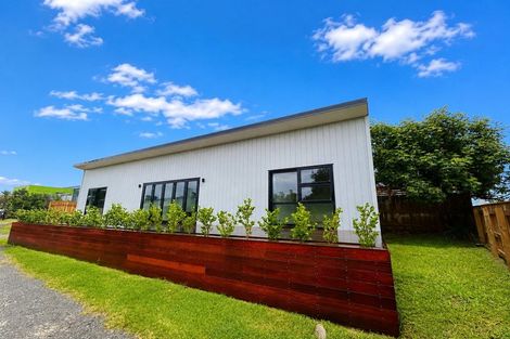 Photo of property in 22 Babbacombe Avenue, Otaki Beach, Otaki, 5512