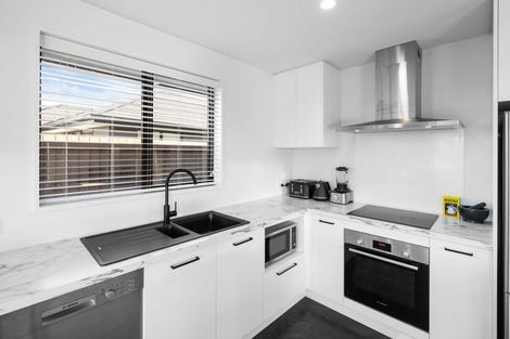 Photo of property in 11 Andesite Drive, Rolleston, 7614