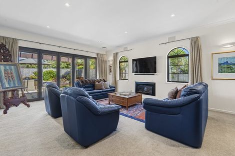 Photo of property in 14a Veale Road, Frankleigh Park, New Plymouth, 4310