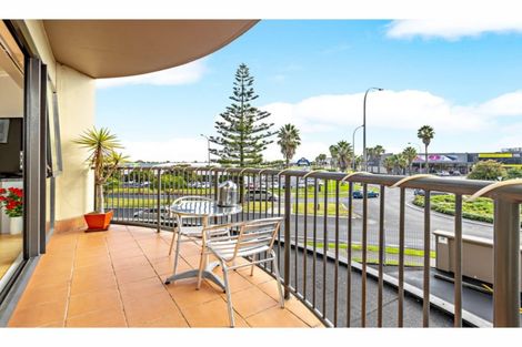 Photo of property in 1g/18 Ronwood Avenue, Manukau, Auckland, 2104