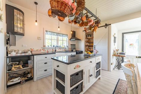 Photo of property in 17 Beach Street, Waikouaiti, 9510