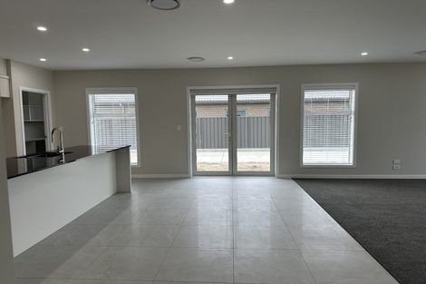 Photo of property in 11 Cassin Place, Taradale, 4112