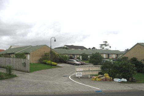Photo of property in 7/25 Charlenne Close, Ranui, Auckland, 0612