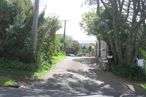 Photo of property in 2a Roland Hill, Glen Eden, Auckland, 0602