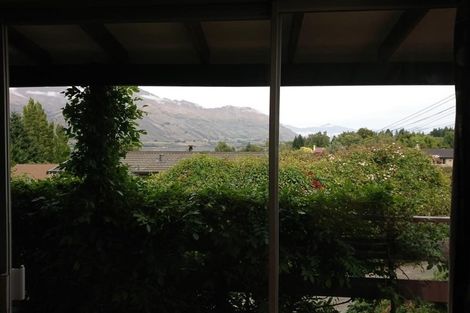 Photo of property in 4 Mackay Street, Wanaka, 9305