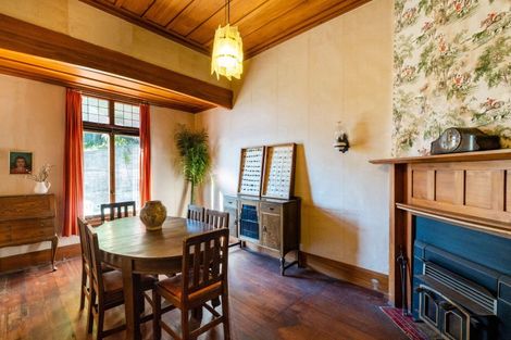 Photo of property in 33 Seapoint Road, Bluff Hill, Napier, 4110