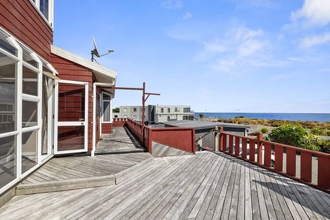 Photo of property in 5 Nobs Line, Strandon, New Plymouth, 4312