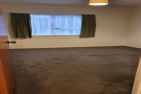 Photo of property in 36 Sunset Road, Unsworth Heights, Auckland, 0632