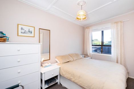 Photo of property in 12 Moori Road, Waimarama, 4294