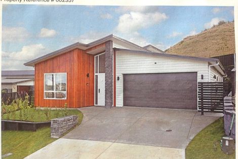 Photo of property in 16 Knoll Rise, Pukekohe, 2120