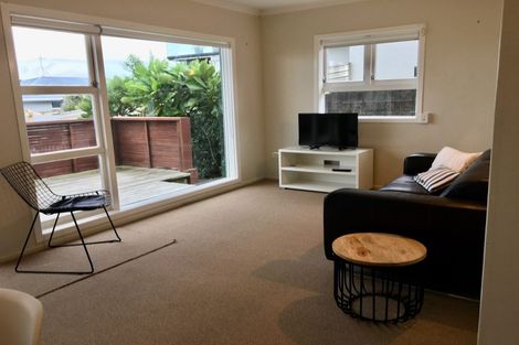Photo of property in 23a/3 Hamblyn Street, Strandon, New Plymouth, 4312