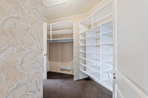 Photo of property in 331 Devon Street West, New Plymouth, 4310