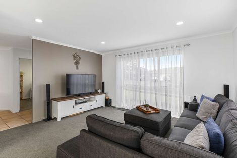 Photo of property in 18 Premila Drive, Pukekohe, 2120