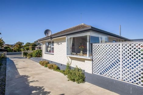 Photo of property in 8 Dunstan Crescent, Hornby, Christchurch, 8042