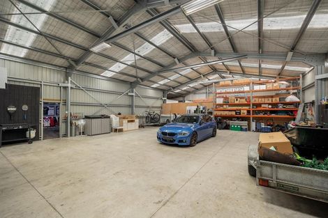 Photo of property in 583 State Highway 16, Kumeu, 0891