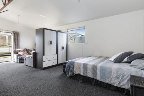 Photo of property in 1 Kaiwha Road, Welcome Bay, Tauranga, 3175
