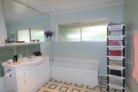 Photo of property in 10f1 Downing Street, Crofton Downs, Wellington, 6035