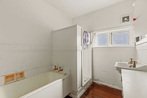 Photo of property in 303 Wainoni Road, Avondale, Christchurch, 8061