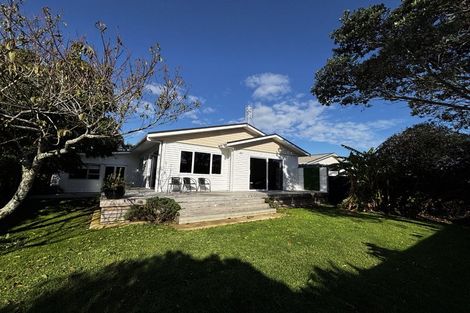 Photo of property in 17 Atiawa Street, Glen Avon, New Plymouth, 4312
