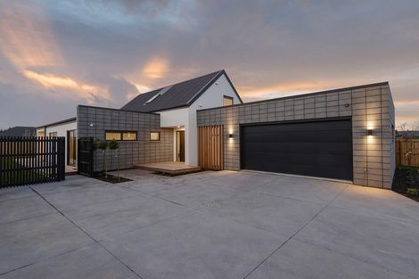 Photo of property in 4 Goldie Drive, Rangiora, 7400