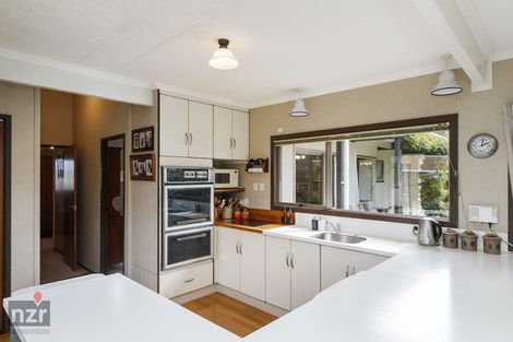 Photo of property in 4 Calder Place, Feilding, 4702
