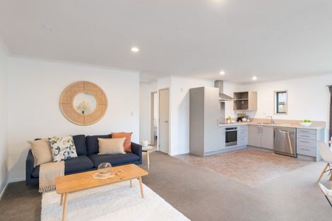 Photo of property in 52 Sunstone Crescent, Brown Owl, Upper Hutt, 5018