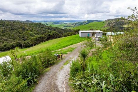 Photo of property in 60 Summer Road, Tinopai, Matakohe, 0593