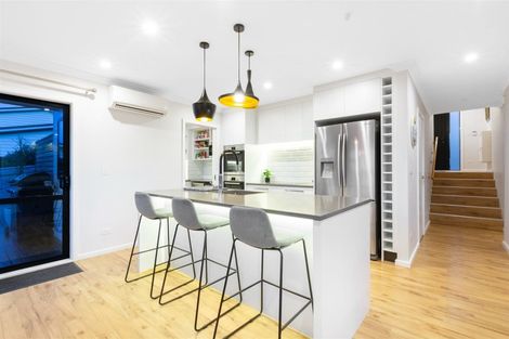 Photo of property in 20 Pacific View, Whitby, Porirua, 5024