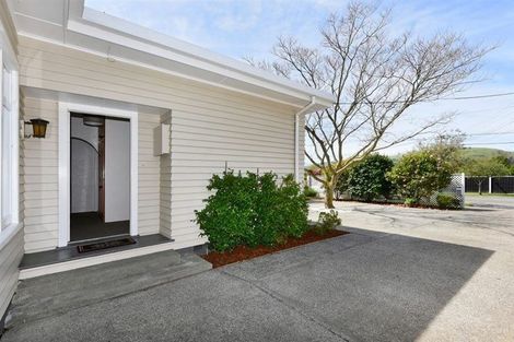 Photo of property in 71 Saint Martins Road, Saint Martins, Christchurch, 8022