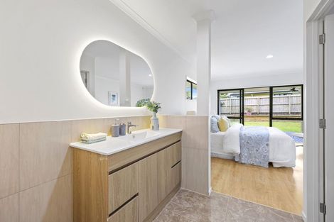 Photo of property in 94 Westerham Drive, Dannemora, Auckland, 2016