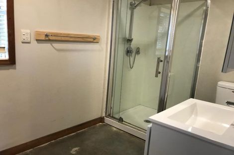 Photo of property in 81 Lauderdale Road, Birkdale, Auckland, 0626