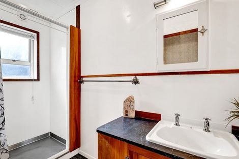 Photo of property in 2/164 Vivian Street, New Plymouth, 4310