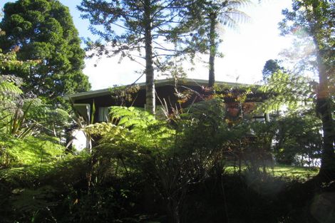 Photo of property in 25 Kopiko Road, Titirangi, Auckland, 0604