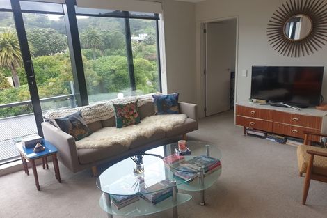Photo of property in Nouvo Apartments, 5i/21 Rugby Street, Mount Cook, Wellington, 6021