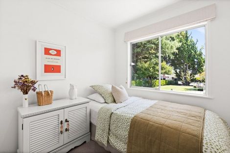 Photo of property in 23 Saint Hill Lane, Havelock North, 4130