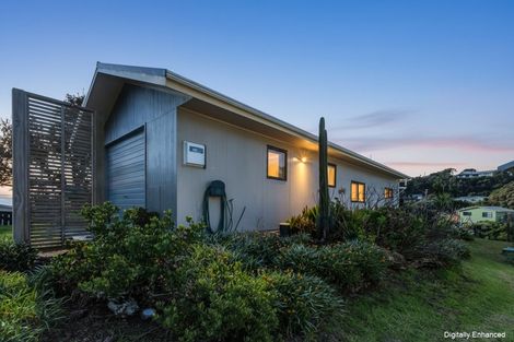 Photo of property in 5 Ocean View Terrace, Baylys Beach, Dargaville, 0377