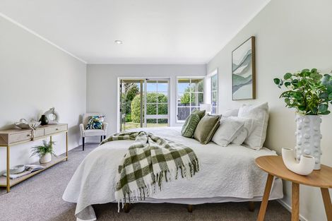 Photo of property in 17 Willowfield Place, Pukete, Hamilton, 3200
