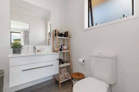 Photo of property in 11 Survila Street, Takanini, 2110