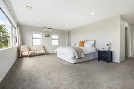 Photo of property in 6 Tuatini Place, Long Bay, Auckland, 0630