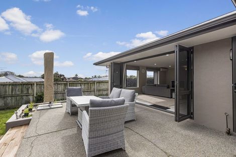 Photo of property in 15 Parkwood Place, Huntington, Hamilton, 3210