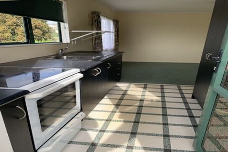 Photo of property in 8 Ranginui Road, Welcome Bay, Tauranga, 3112