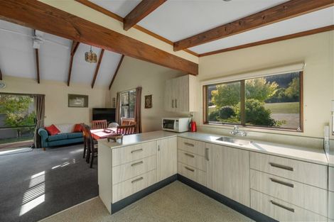 Photo of property in 5 Newcastle Street, Clyde, 9330