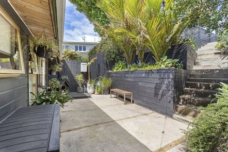 Photo of property in 12b Wheeler Place, Upper Vogeltown, New Plymouth, 4310