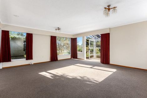 Photo of property in 15 Kiriwai Road, Paremata, Porirua, 5024