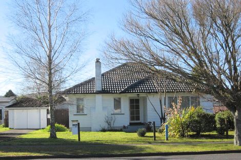 Photo of property in 2/98 Kelvin Road, Papakura, 2110