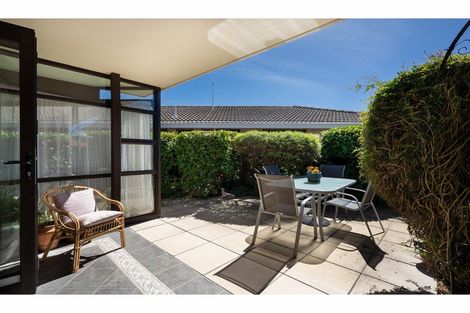 Photo of property in 75 Frankleigh Street, Somerfield, Christchurch, 8024