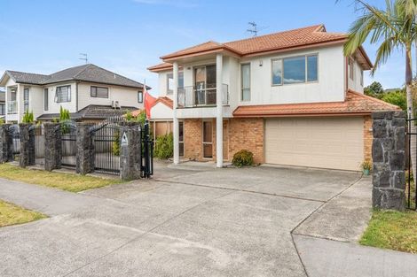 Photo of property in 42 Peninsula Road, Mangere, Auckland, 2022