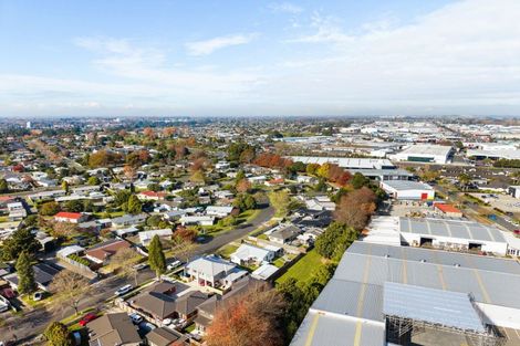 Photo of property in 63 Oakfield Crescent, Pukete, Hamilton, 3200